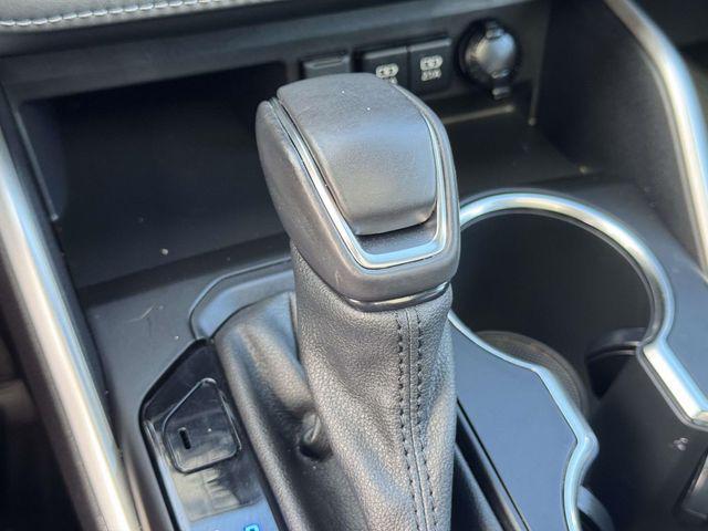 used 2021 Toyota Highlander car, priced at $30,794
