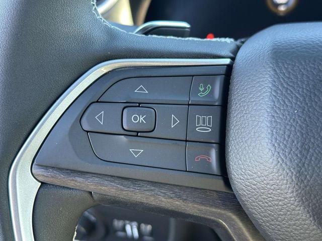 new 2025 Jeep Grand Cherokee car