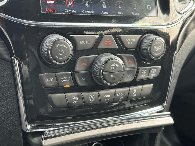 used 2022 Jeep Grand Cherokee car, priced at $26,244