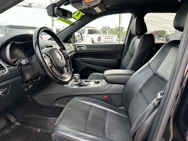 used 2022 Jeep Grand Cherokee car, priced at $26,244