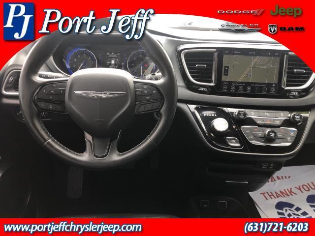 used 2020 Chrysler Pacifica car, priced at $19,998