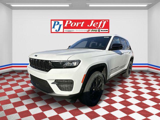 new 2025 Jeep Grand Cherokee car, priced at $46,940