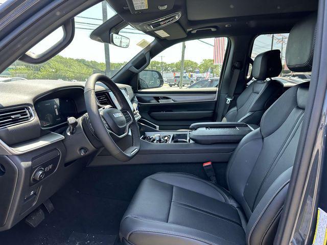 new 2025 Jeep Wagoneer car