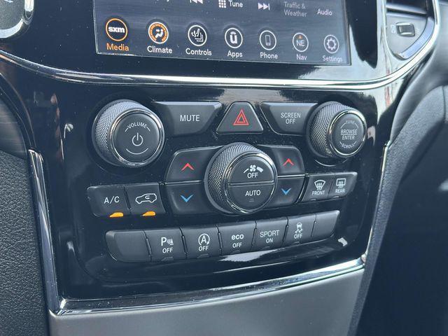 used 2021 Jeep Grand Cherokee car, priced at $27,694