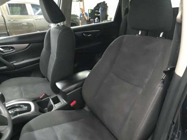 used 2015 Nissan Rogue car, priced at $10,962