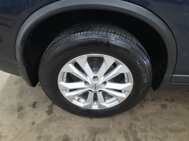 used 2015 Nissan Rogue car, priced at $10,962