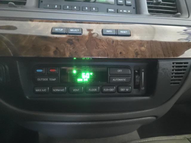 used 2010 Mercury Grand Marquis car