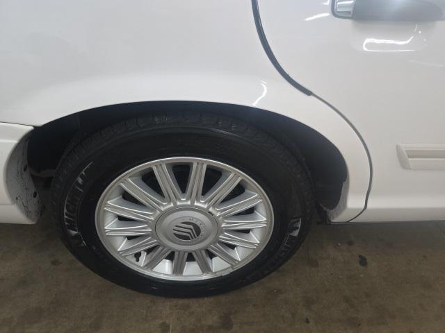 used 2010 Mercury Grand Marquis car