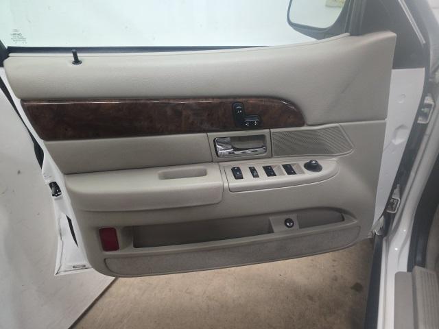 used 2010 Mercury Grand Marquis car
