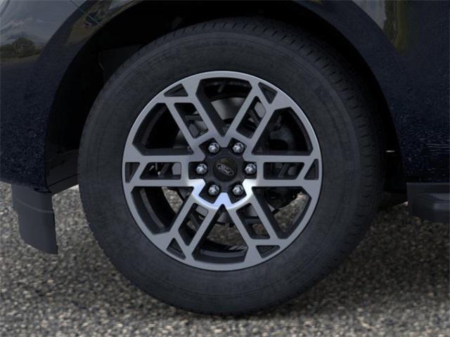 new 2025 Ford Expedition car, priced at $71,930