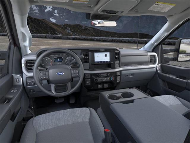 new 2025 Ford F-250 car, priced at $65,265