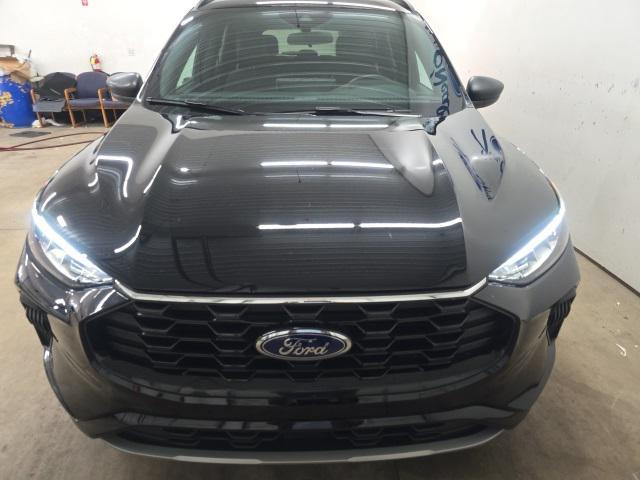 used 2024 Ford Escape car, priced at $26,954