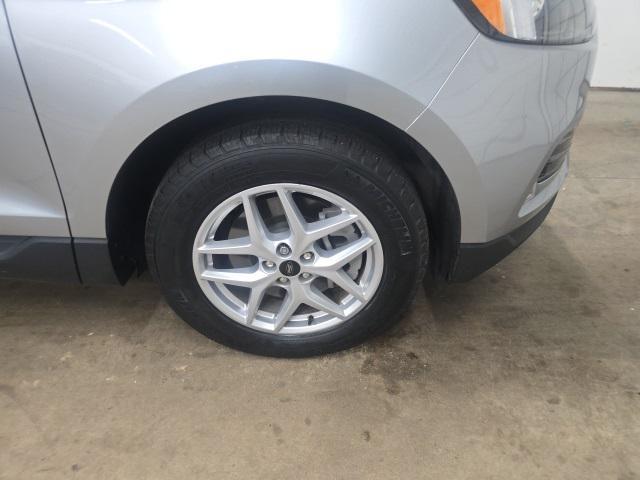 used 2024 Ford Edge car, priced at $27,093