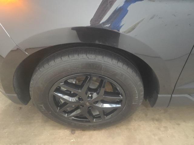 used 2024 Ford Edge car, priced at $26,127