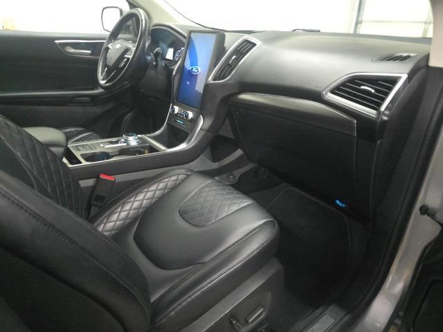 used 2024 Ford Edge car, priced at $28,002
