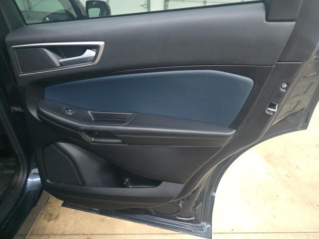 used 2022 Ford Edge car, priced at $27,114