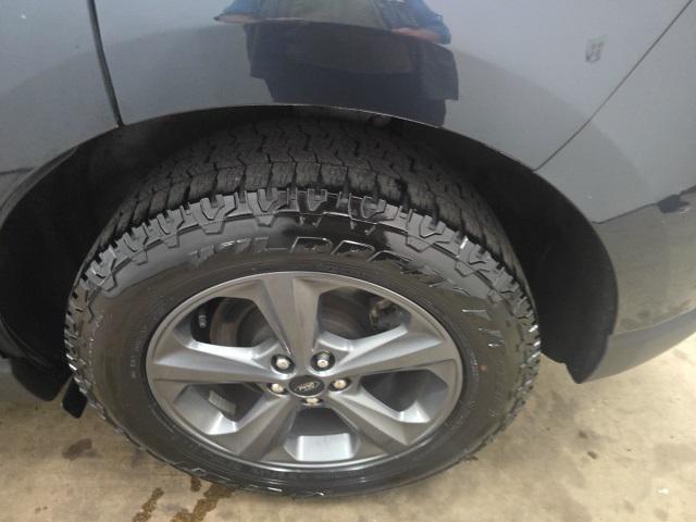 used 2022 Ford Edge car, priced at $27,114