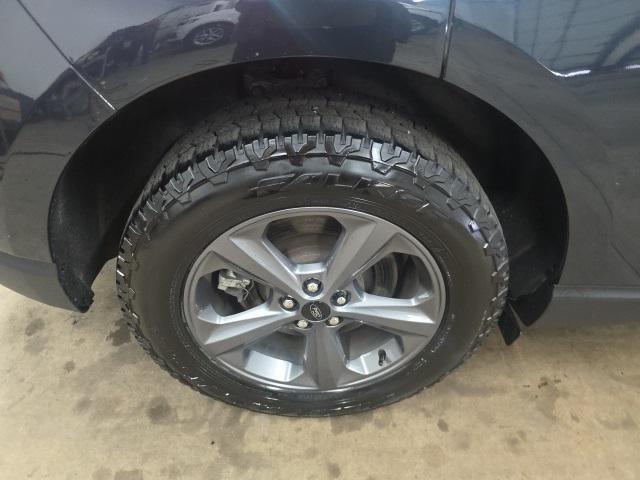 used 2022 Ford Edge car, priced at $27,114