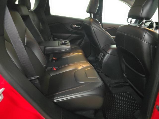 used 2019 Jeep Cherokee car, priced at $18,026