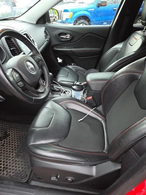 used 2019 Jeep Cherokee car, priced at $18,026