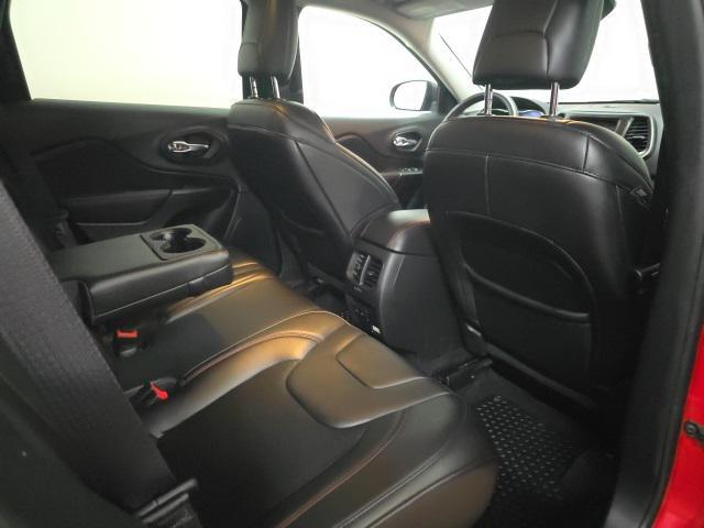 used 2019 Jeep Cherokee car, priced at $18,026