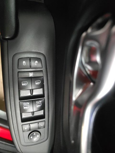 used 2019 Jeep Cherokee car, priced at $18,026