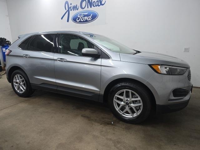 used 2024 Ford Edge car, priced at $30,990