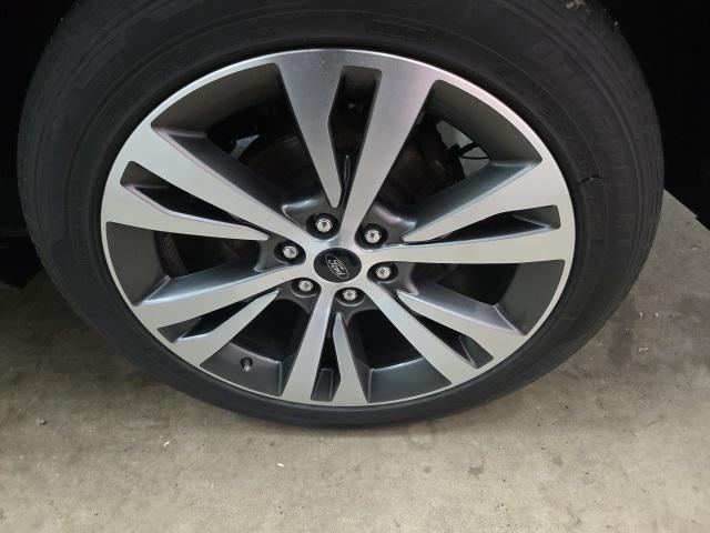 used 2021 Ford Expedition car, priced at $47,996
