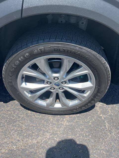 used 2020 Ford Explorer car