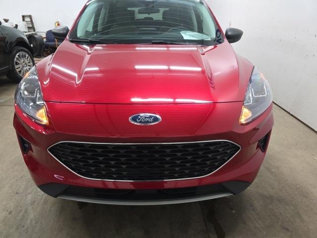 used 2022 Ford Escape car, priced at $23,917