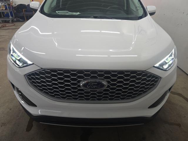 used 2024 Ford Edge car, priced at $31,418