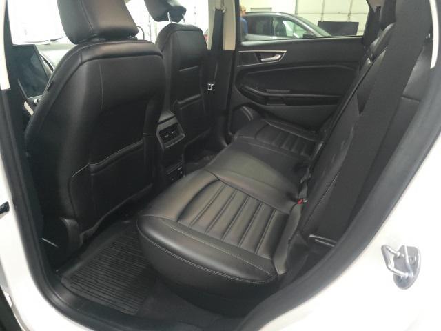 used 2024 Ford Edge car, priced at $31,418