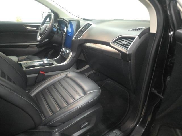 used 2024 Ford Edge car, priced at $28,141