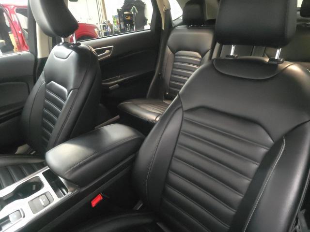 used 2022 Ford Edge car, priced at $27,037