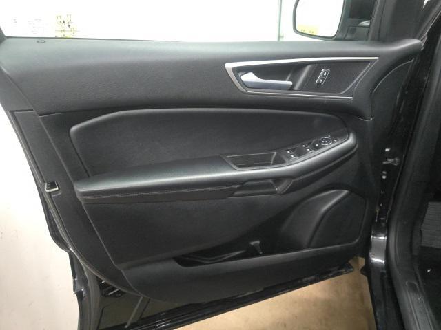 used 2022 Ford Edge car, priced at $27,037