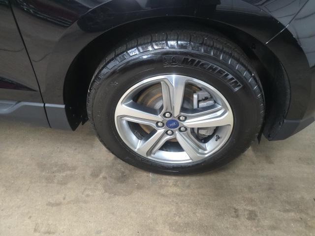 used 2022 Ford Edge car, priced at $27,037