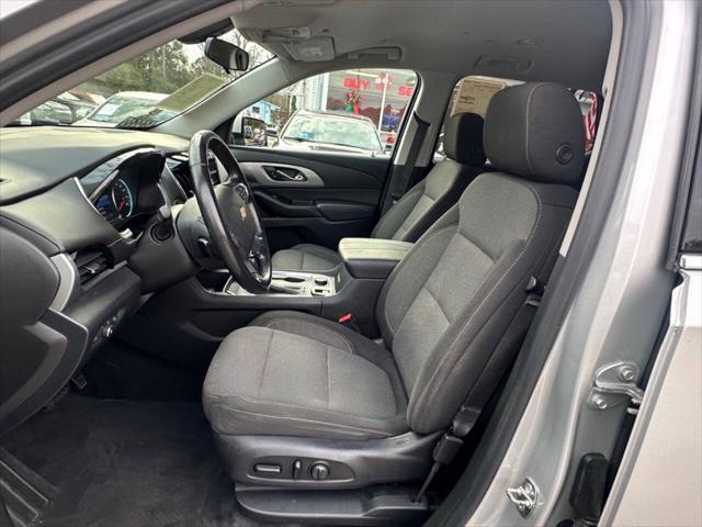 used 2020 Chevrolet Traverse car, priced at $18,900