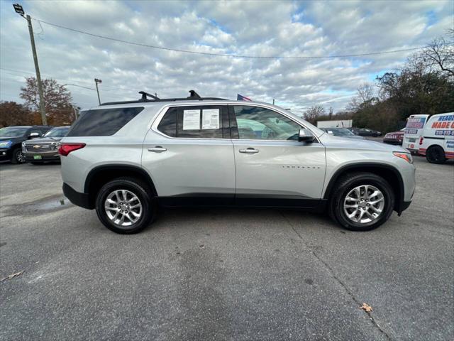 used 2020 Chevrolet Traverse car, priced at $18,900