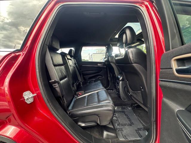 used 2015 Jeep Grand Cherokee car, priced at $12,900