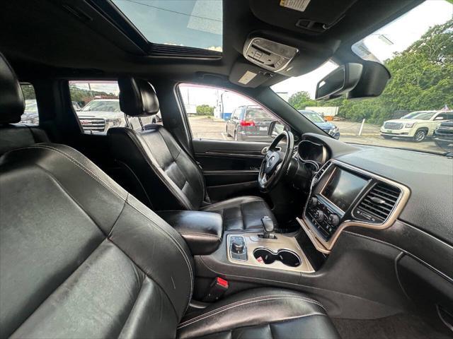 used 2015 Jeep Grand Cherokee car, priced at $12,900