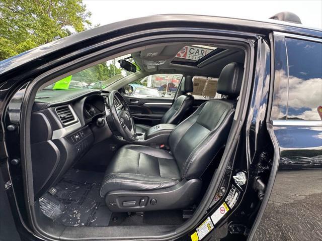 used 2015 Toyota Highlander car, priced at $18,900