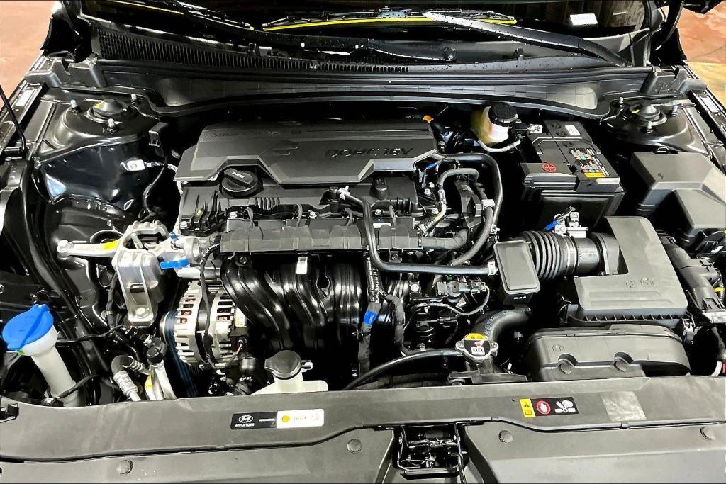new 2025 Hyundai Elantra car, priced at $22,644
