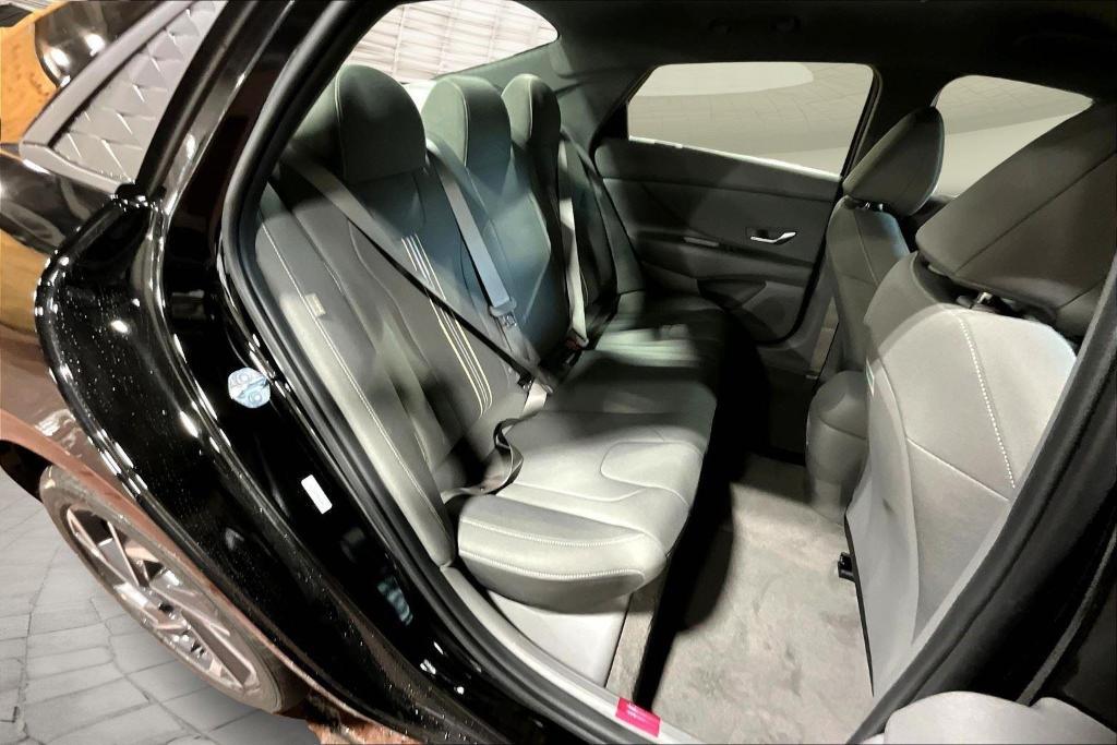 new 2025 Hyundai Elantra car, priced at $22,644