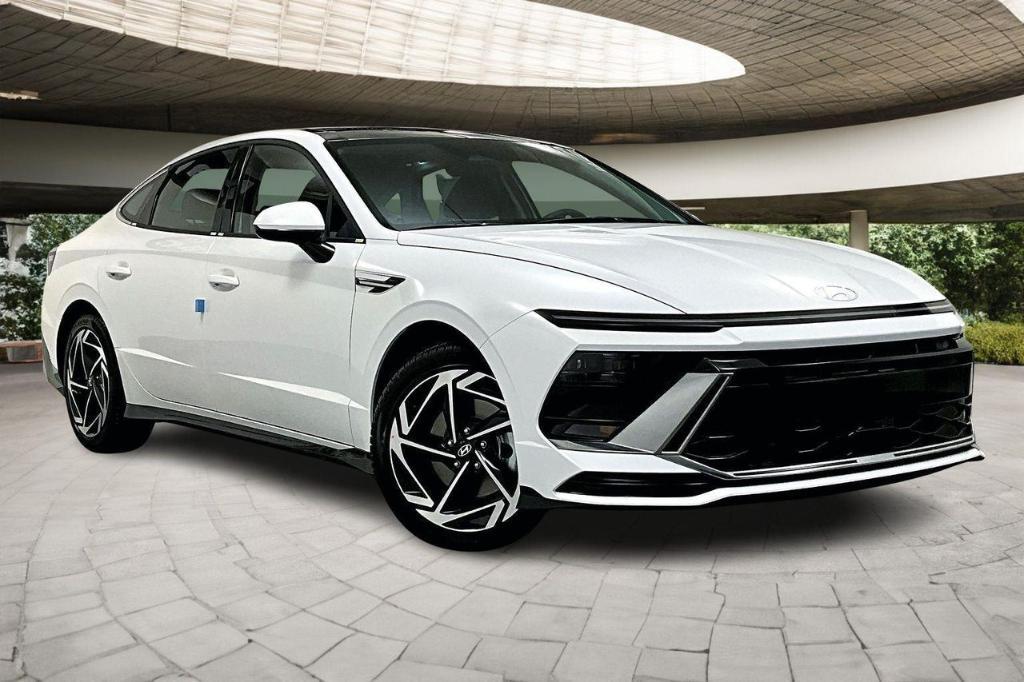 new 2025 Hyundai Sonata car, priced at $32,083