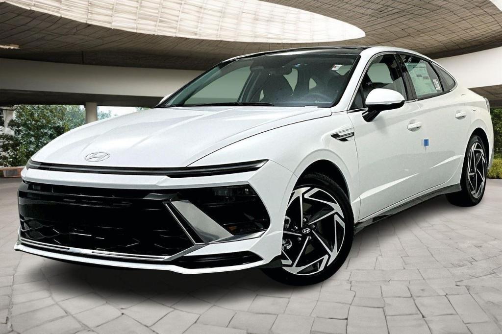 new 2025 Hyundai Sonata car, priced at $32,752