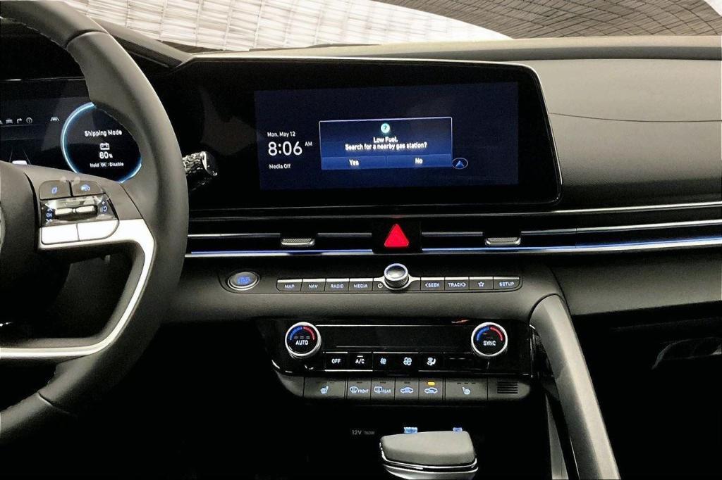 new 2025 Hyundai Elantra car, priced at $27,401