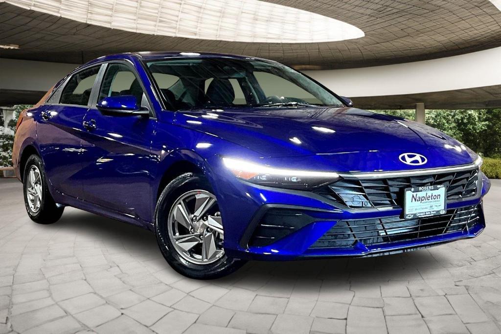 new 2025 Hyundai Elantra car, priced at $21,605