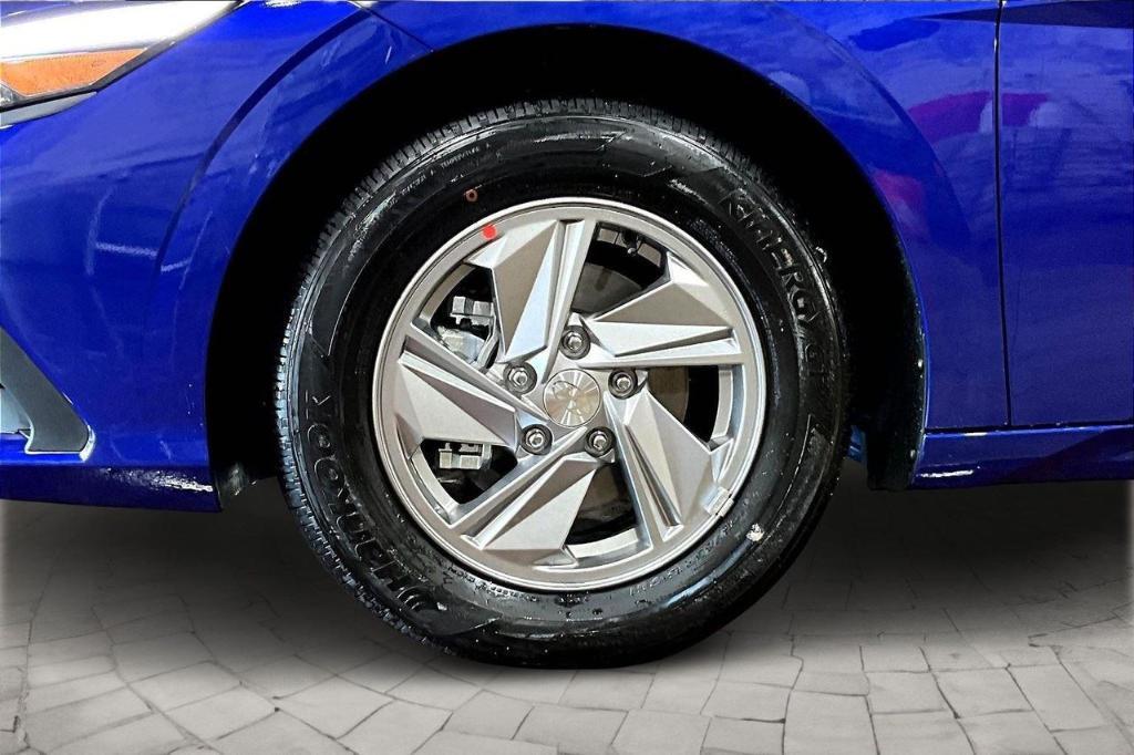 new 2025 Hyundai Elantra car, priced at $21,605