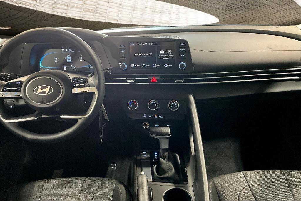 new 2025 Hyundai Elantra car, priced at $21,605