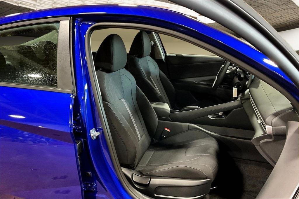 new 2025 Hyundai Elantra car, priced at $21,605